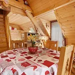 Cosy Avec Vue Magique Chalé Gèdre