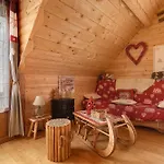 Cosy Avec Vue Magique Chalé Gèdre