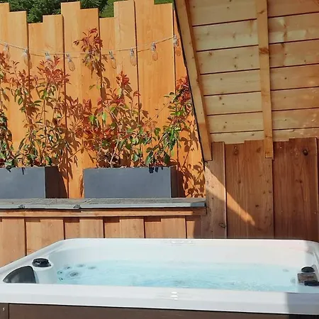 Cosy Avec Vue Magique בקתה Gèdre